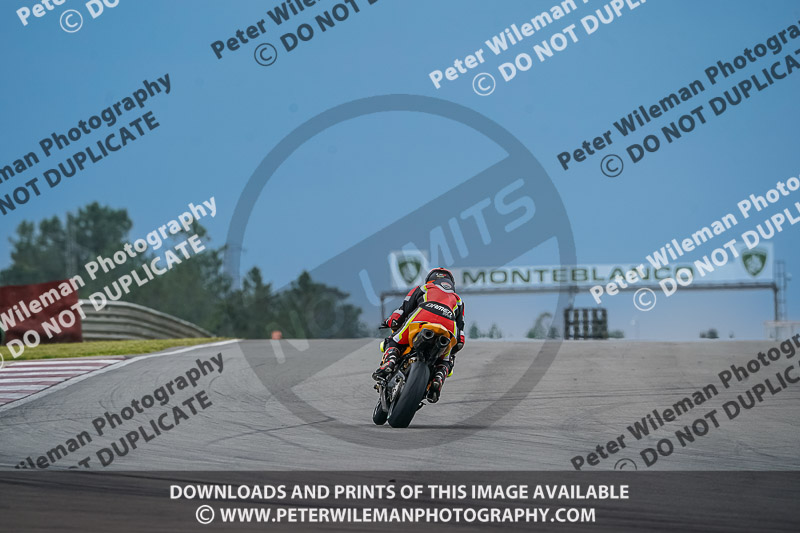 cadwell no limits trackday;cadwell park;cadwell park photographs;cadwell trackday photographs;enduro digital images;event digital images;eventdigitalimages;monteblanco trackday photographs;no limits trackdays;peter wileman photography;racing digital images;trackday digital images;trackday photos